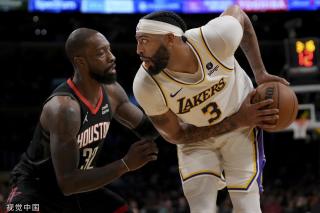 方球员的防 方球员的防