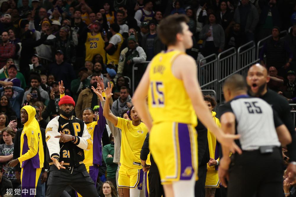 现令人眼前 现令人眼前